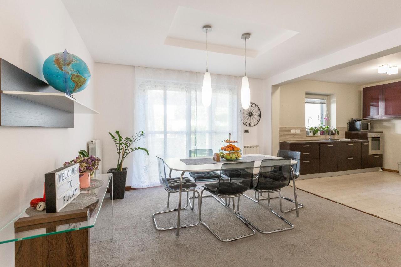 Holiday Home K&P بولا المظهر الخارجي الصورة