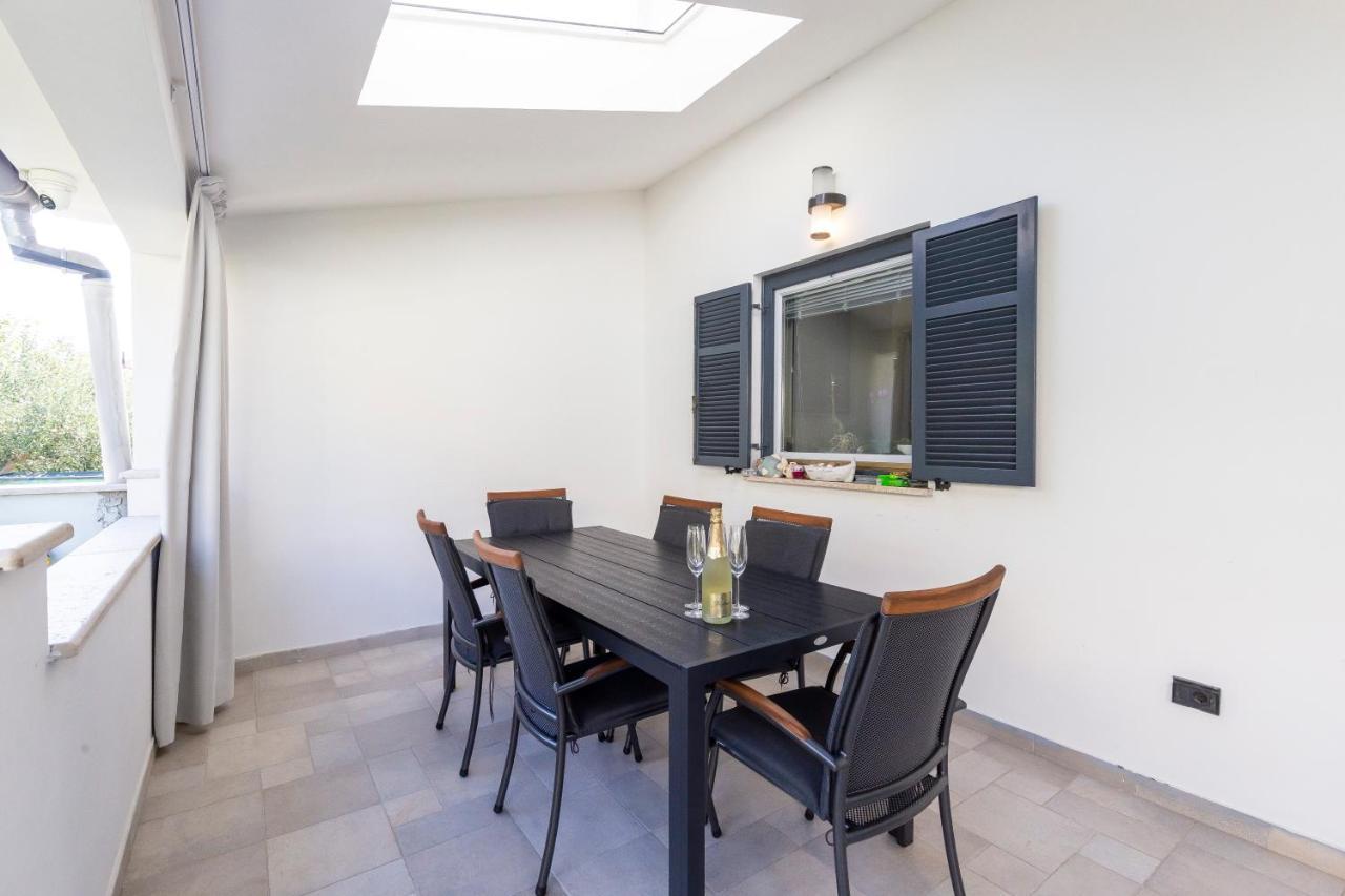 Holiday Home K&P بولا المظهر الخارجي الصورة